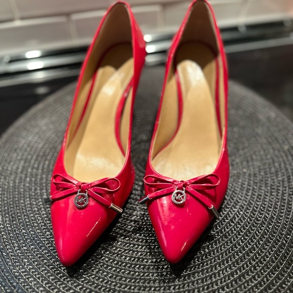 Micheal Kors pumps - Picture 3 of 5